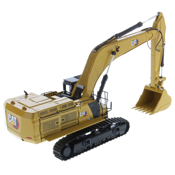 1:50 Cat® 395 Super-Large Next-Generation Hydraulic-Excavator (GP version), with 2 additional work tools Hammer and Shear