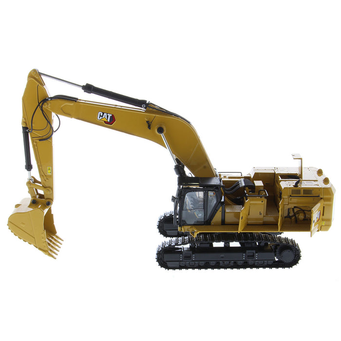 1:50 Cat® 395 Super-Large Next-Generation Hydraulic-Excavator (GP version), with 2 additional work tools Hammer and Shear