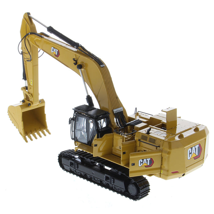 1:50 Cat® 395 Super-Large Next-Generation Hydraulic-Excavator (GP version), with 2 additional work tools Hammer and Shear