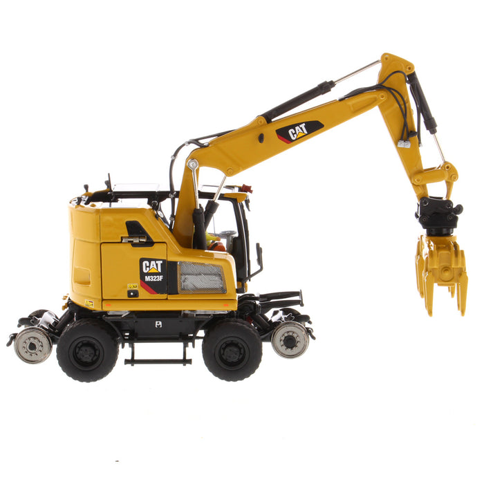 Cat® M323F Railroad Wheeled Excavator - Cat Yellow Version