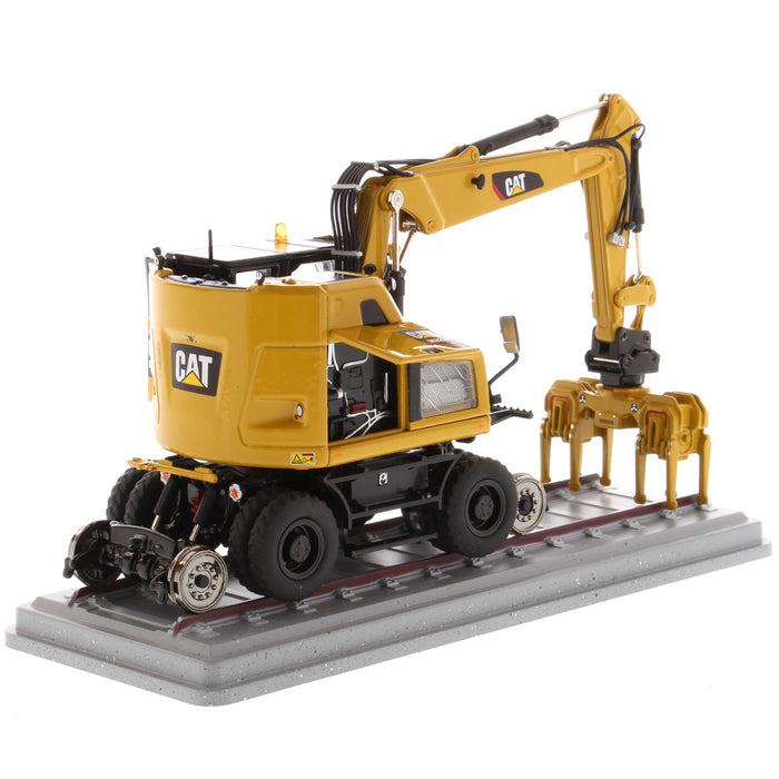 Cat® M323F Railroad Wheeled Excavator - Cat Yellow Version