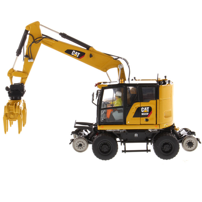 Cat® M323F Railroad Wheeled Excavator - Cat Yellow Version