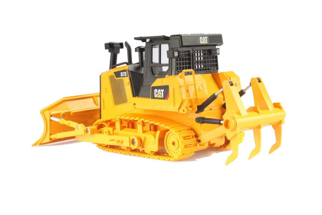 1:24 RC Cat® D7E Track Type Tractor