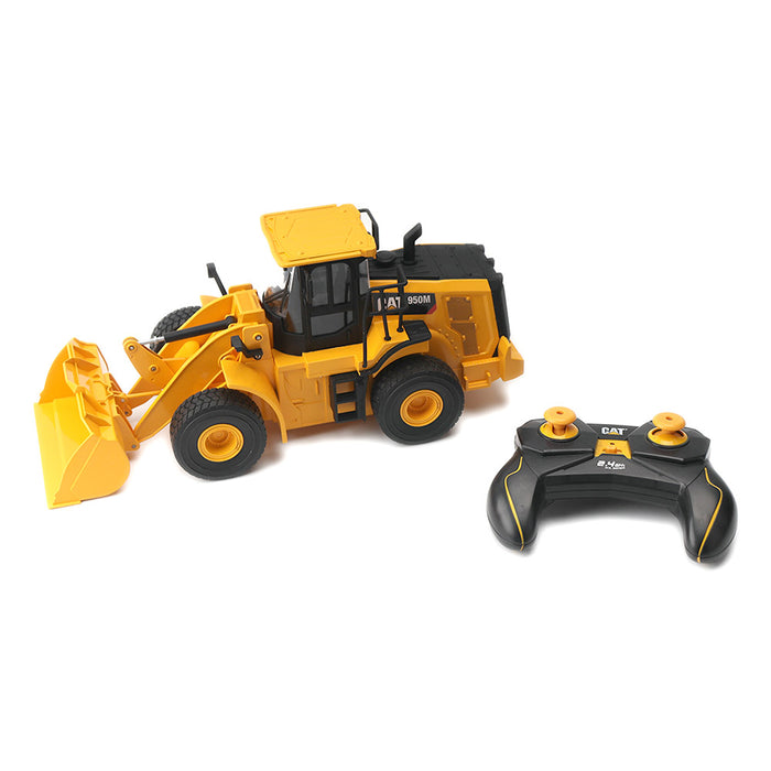 1:24 Radio Control Cat 950M Wheel Loader