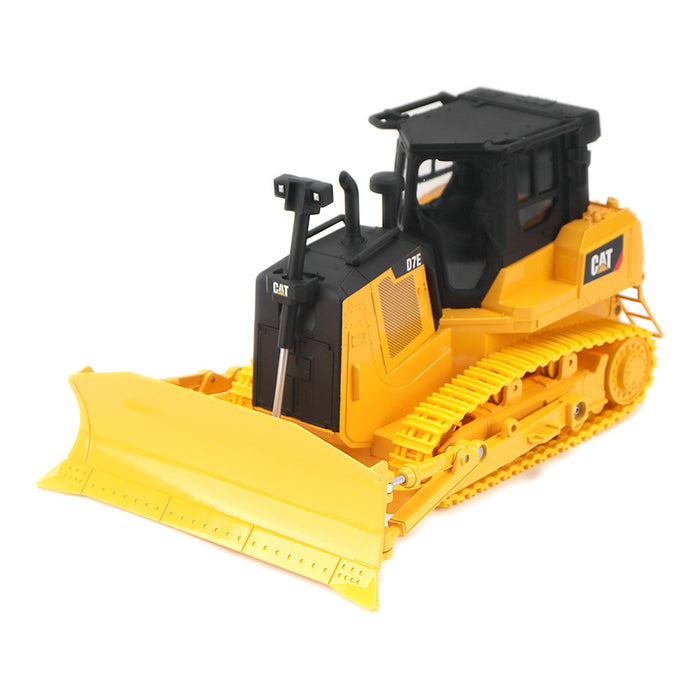 1:24 Radio Control Cat D7E Bulldozer