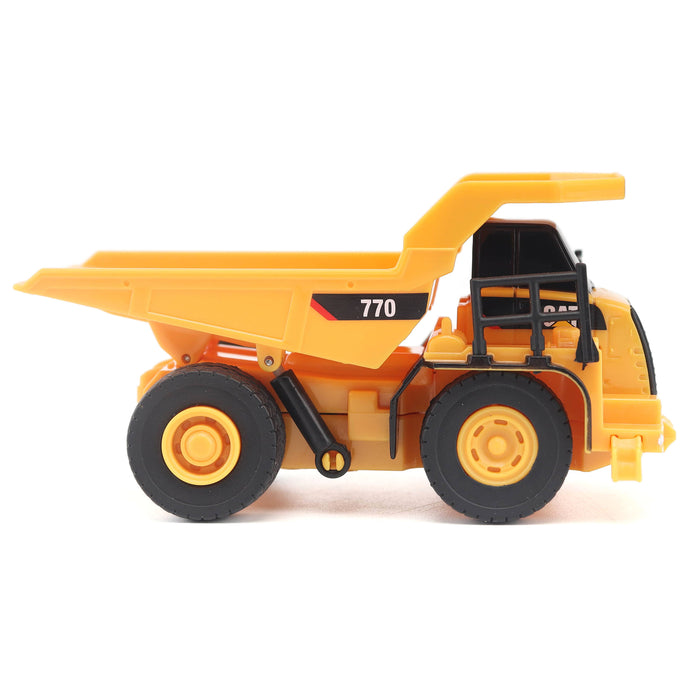 1:64 RC Cat 770 Mining Truck Construction Playmat Playset