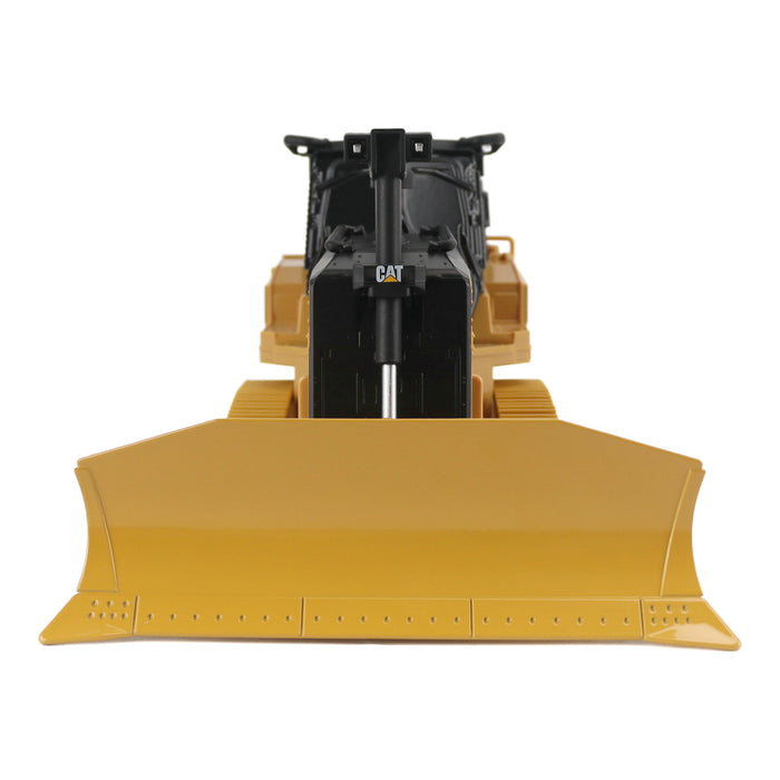 1:32 Diecast Cat D7E Track Type Tractor