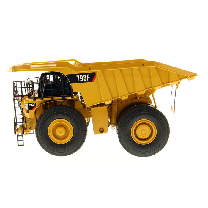 1:50 Cat 793F Mining Truck