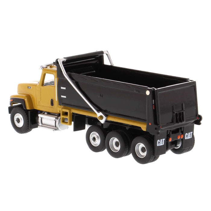1:87 Cat® CT681 Dump Truck