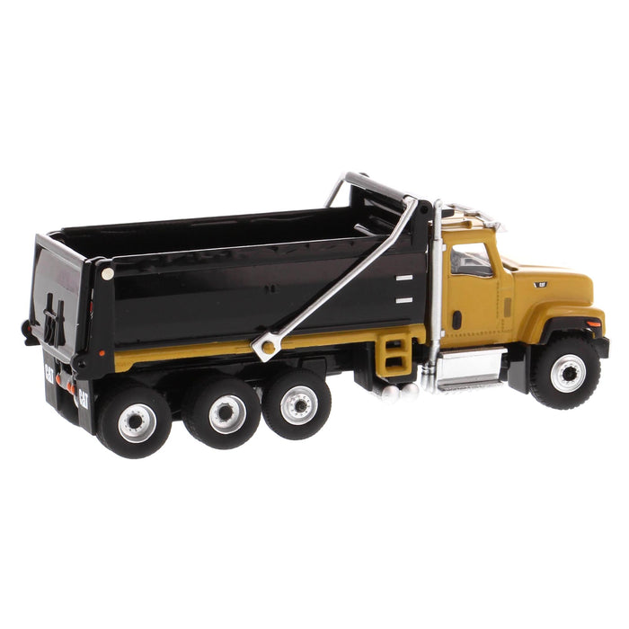 1:87 Cat® CT681 Dump Truck