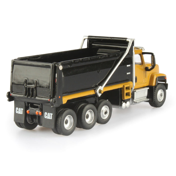 1:87 Cat® CT681 Dump Truck