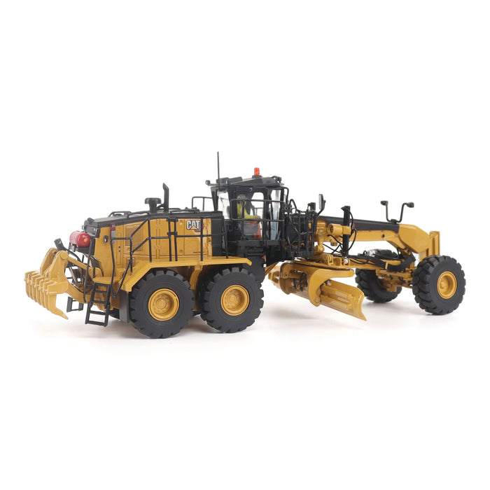 1:50 Cat 18 Motor Grader