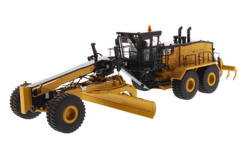 1:50 Cat® 24 Motor Grader