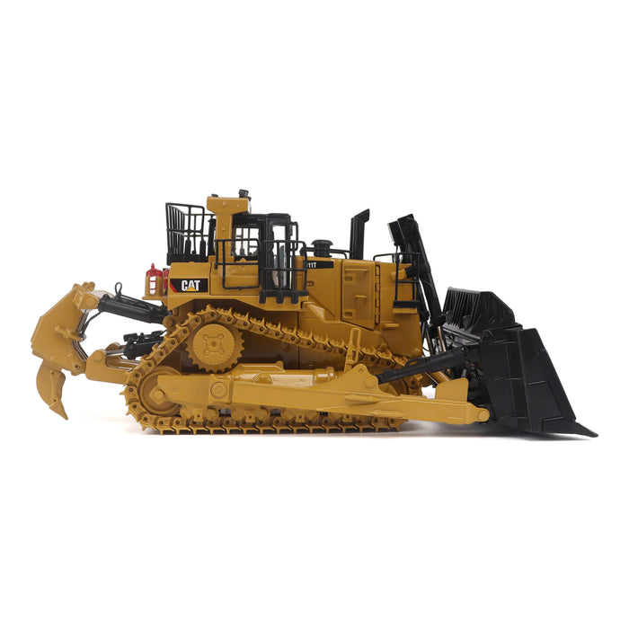 1:50 Cat D11T Track Type Tractor
