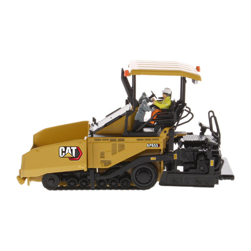 1:50 Cat AP655F Asphalt Paver