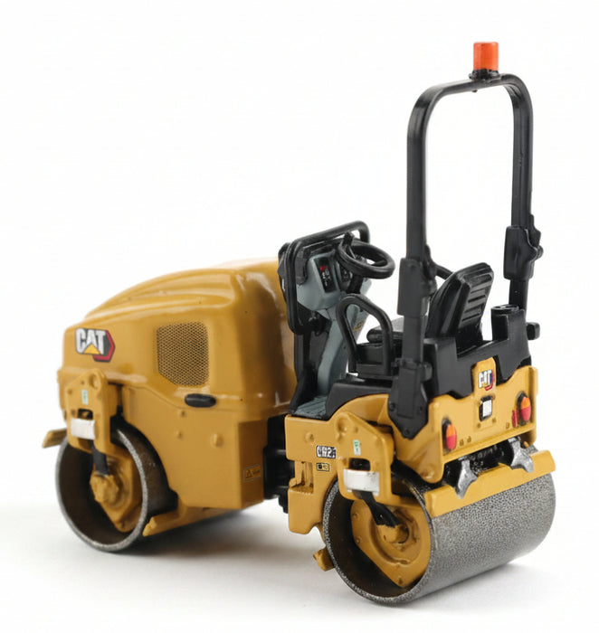 1:50 Cat® CB-2.7 Utility Compactor