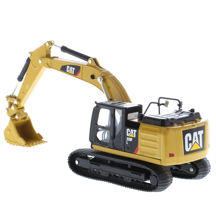 1:64 Cat 320F L Hydraulic Excavator with 5 New Work Tools