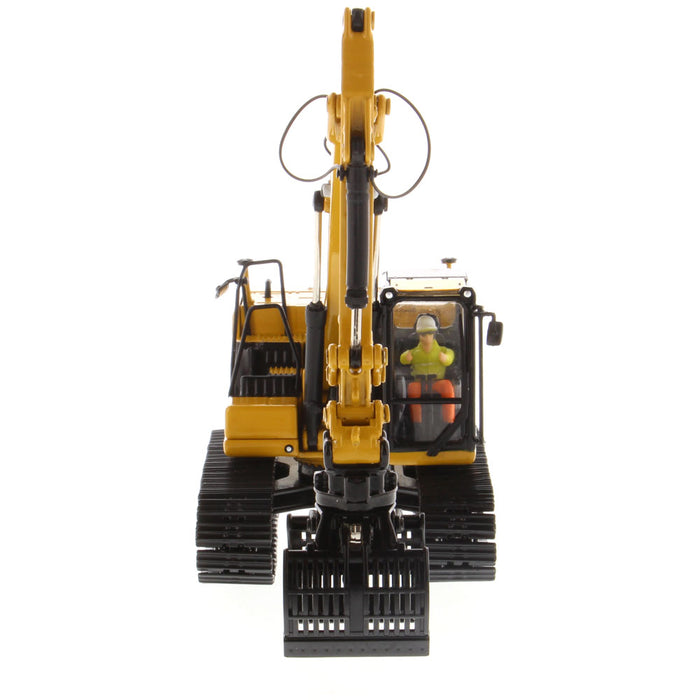 Cat® 323 Hydraulic Excavator with 4 new work-tools - Next Generation