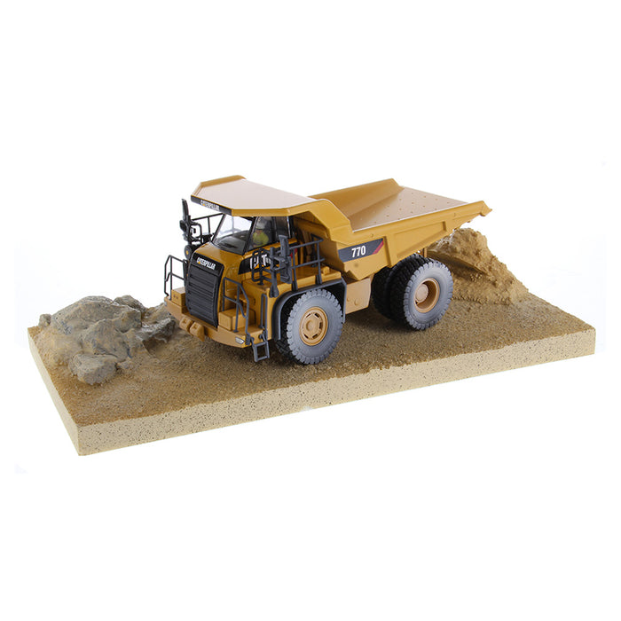 Caterpillar 784C Tractor with TowHaul Trailer Cat Norscot 55220 NEW HUGE AS IS e Caterpillar 784C Tractor with TowHaul Trailer Cat Norscot 55220 NEW HUGE AS IS e