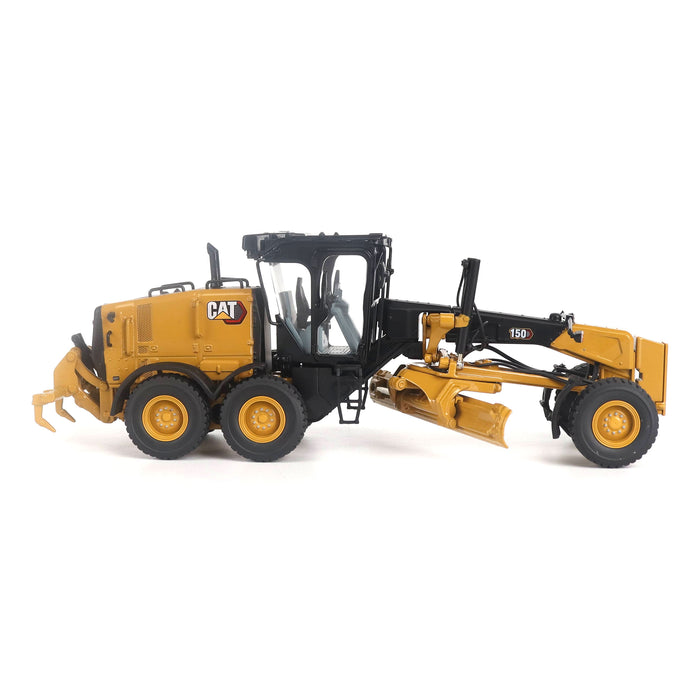 1:50 Cat 150 LVR Motor Grader