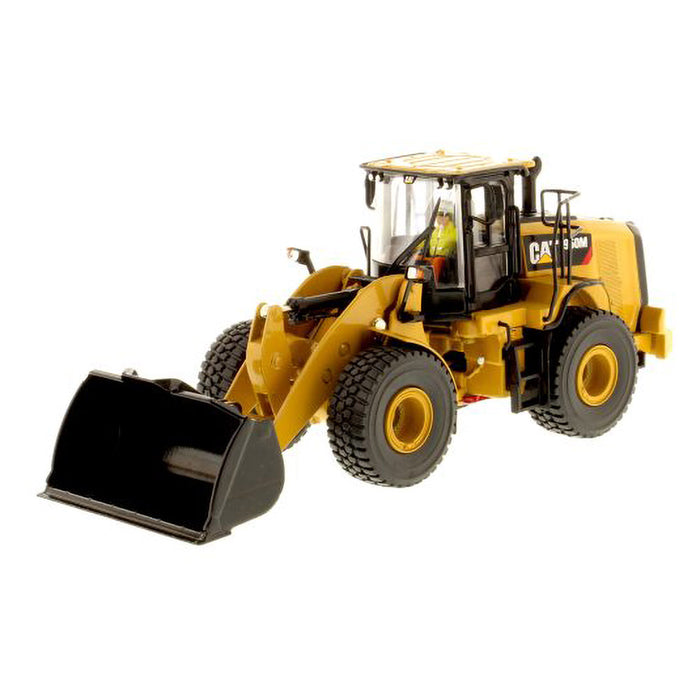 1:50 Cat® 950M Wheel Loader