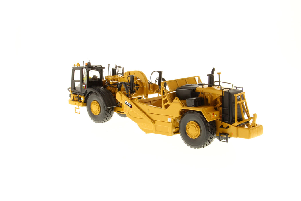 1:50 Cat 627K Wheel Tractor-Scraper