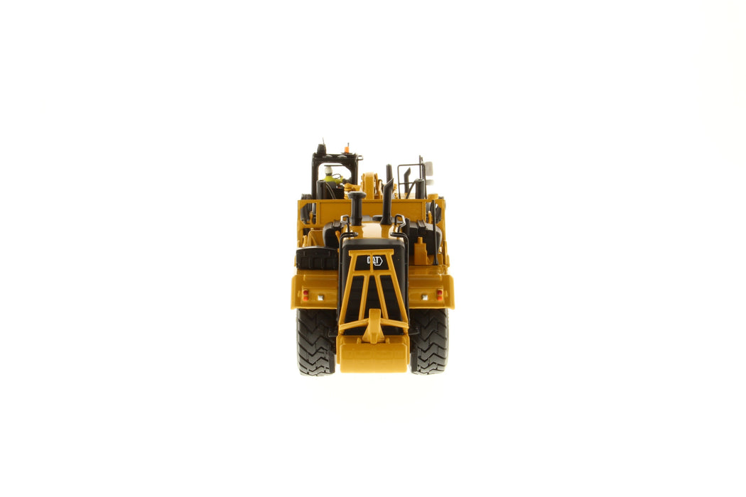 1:50 Cat 627K Wheel Tractor-Scraper