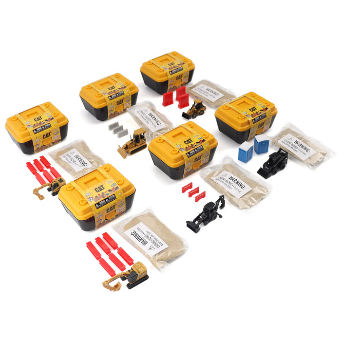 Cat Mini Play Set Assortment II (Packed in Tool Box with Motion Sand and Surprise Tools)
