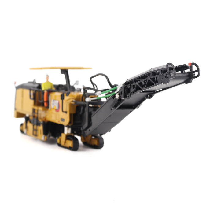1:50 Cat PM622 Cold Planer