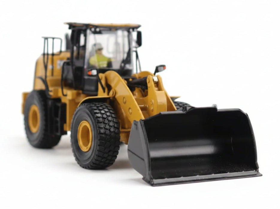 1:50 Cat® 950M Wheel Loader