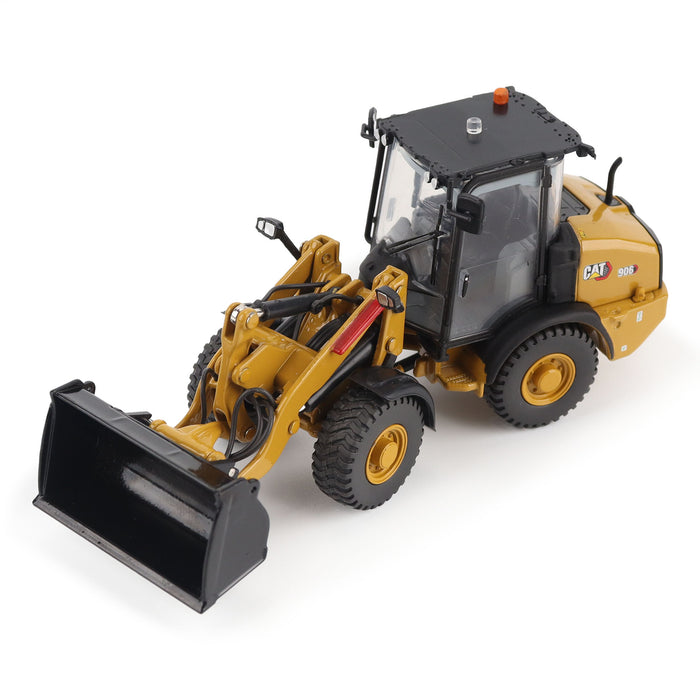 1:50 Cat 906 Compact Wheel Loader