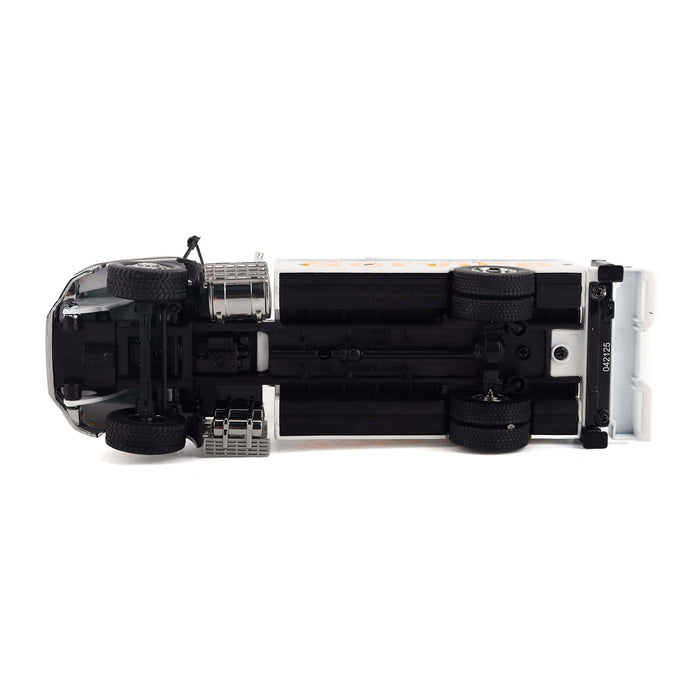 1:50 Cat CT660 Auto-Crane Titan 85 Body with Miller EnPak