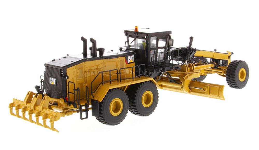 1:50 Cat® 24 Motor Grader