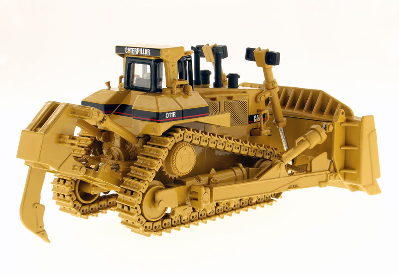 1:50 Cat® D11R Track-Type Tractor — Diecast Masters America