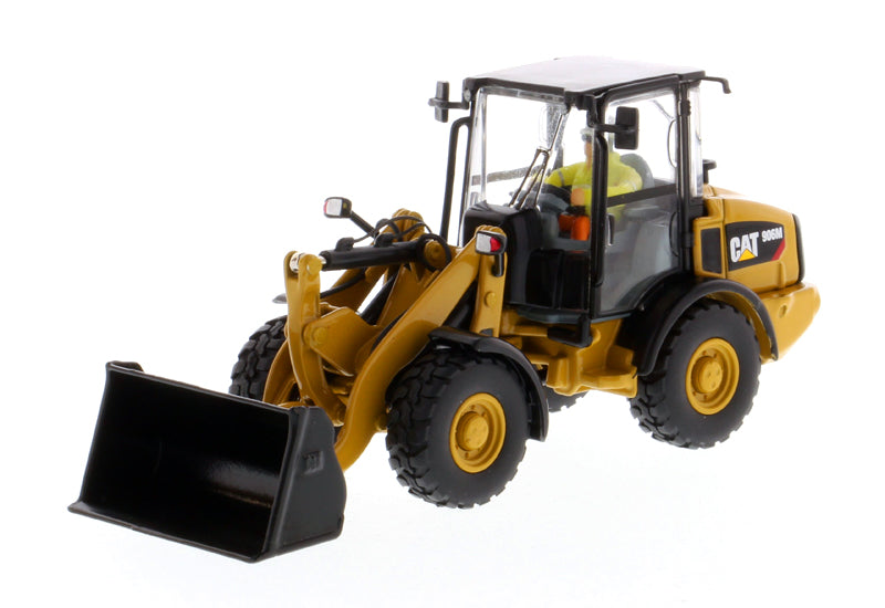 1:50 Cat® 906M Compact Wheel Loader