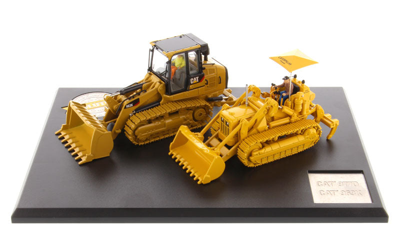1:50 Cat® 977 Track Loader & 963K Track Loader — Diecast Masters