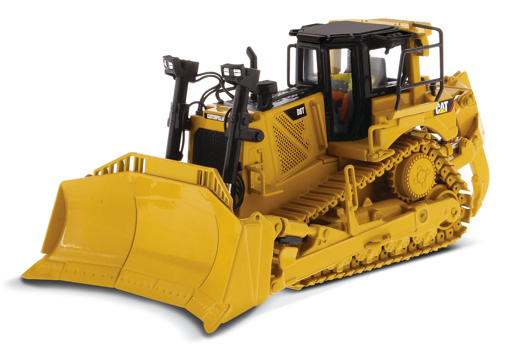 1:50 Cat® D8T Track Type Tractor with 8U Blade