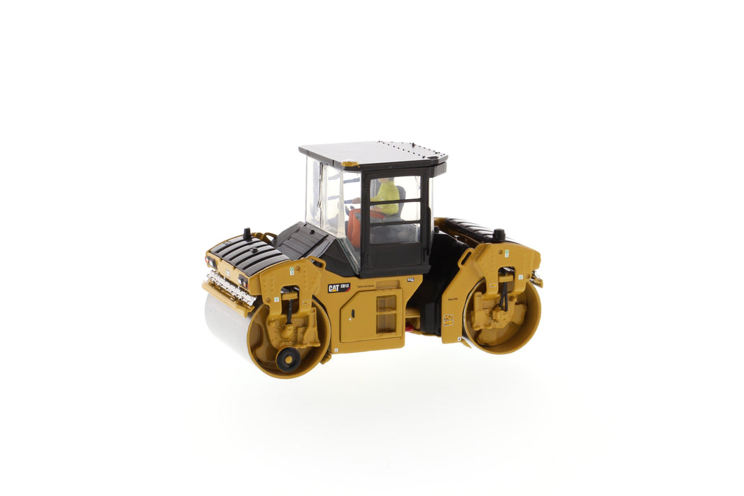 1:50 Cat® CB-13 Tandem Vibratory Roller with Cab — Diecast Masters 