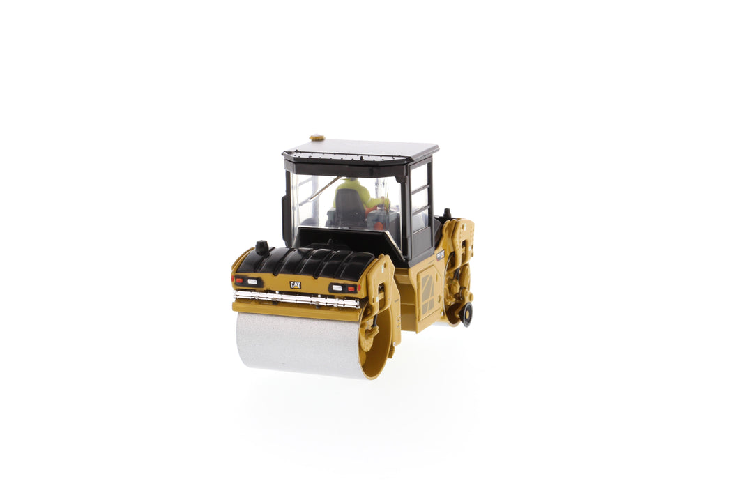 1:50 Cat® CB-13 Tandem Vibratory Roller with Cab