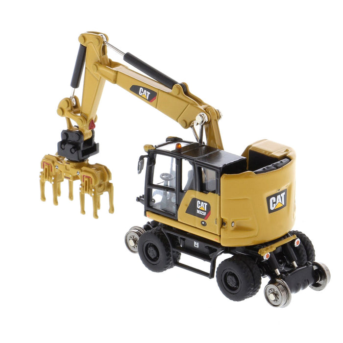1:87 Cat® M323F Railroad Wheeled Excavator, Cat® Yellow with 3 work tools