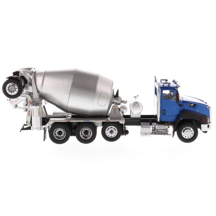 1:50 Cat® CT660 Day Cab Tractor with Metal McNeilus Concrete Mixer