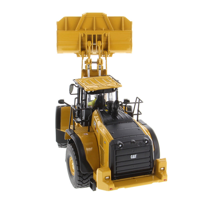Diecast Masters 85597 - Mini-Pelle Caterpillar 301.7, échelle 1:50, env. 7,1 x 2,8 x 4,7 cm, dès 14 Ans Diecast Masters 85597 - Mini-Pelle Caterpillar 301.7, échelle 1:50, env. 7,1 x 2,8 x 4,7 cm, dès 14 Ans